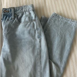 Madewell size 25 curvy perfect vintage straight jeans!